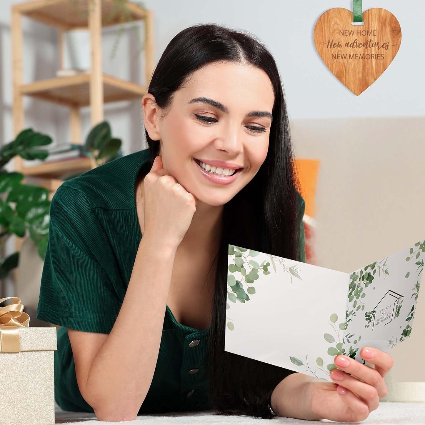 New Home Gift Sets Include 1 New Home Card with Envelope, 1 Wooden Heart Plaque Decoration Keepsake with Ribbon and 2 Home Sweet Home Keyrings, Housewarming Gifts for New Home Friends Couples