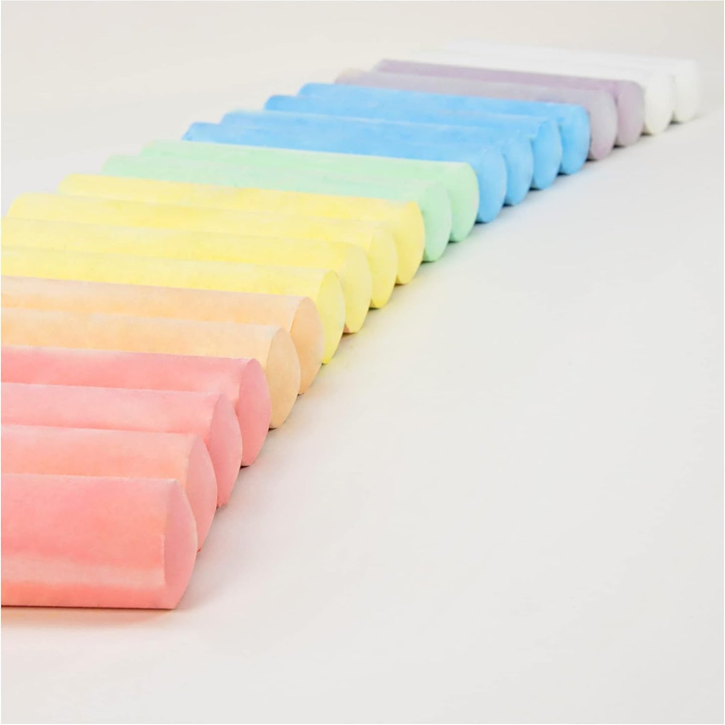 20 Giant Chalks - Extra Large Childrens Chunky Pavement Chalks - Bright Vibrant Colours - Washable, Easy Clean Outdoor Kids Garden Toys - Portable Carry Case with Handle - Ages 3 Years Plus