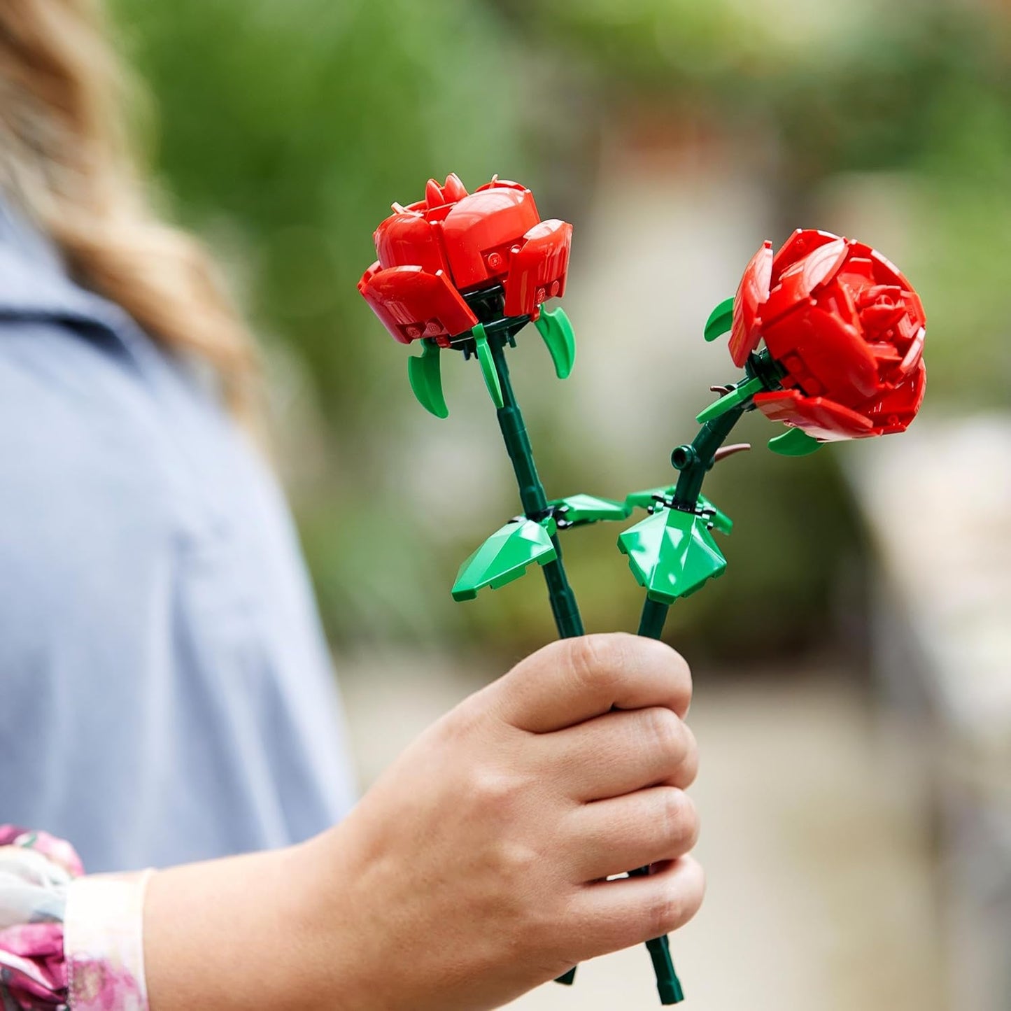 Botanicals Roses - Faux Flowers Building Set - Desk Decoration or Floral Bouquet Home Decor - Gift for 8+ Year Old Girls, Boys and Teenagers - Valentine'S Treat - Botanical Collection - 40460