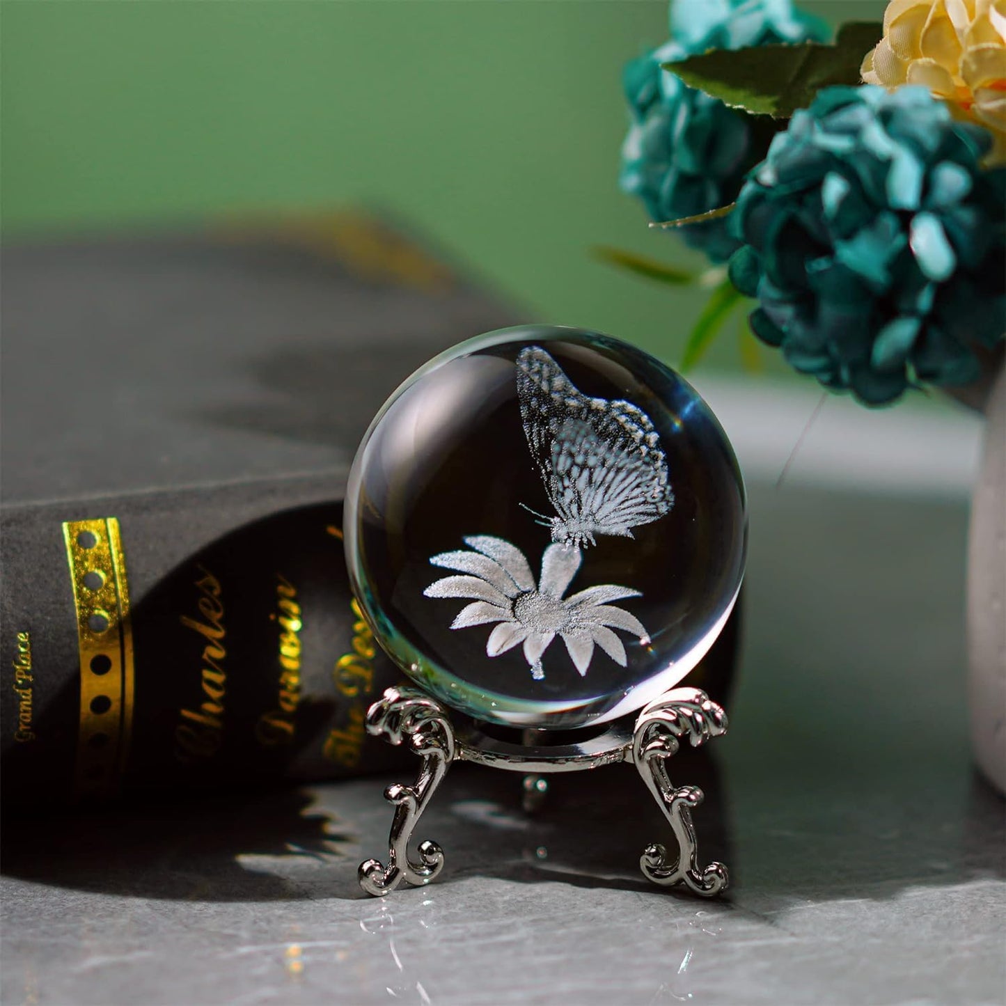 60Mm Butterfly Crystal Ball Paperweight,3D Laser Engraved Butterfly on Sunflower in Glass Ball with Stand Decorative Butterfly Glass Sphere Home Decor Gifts for Women Girls