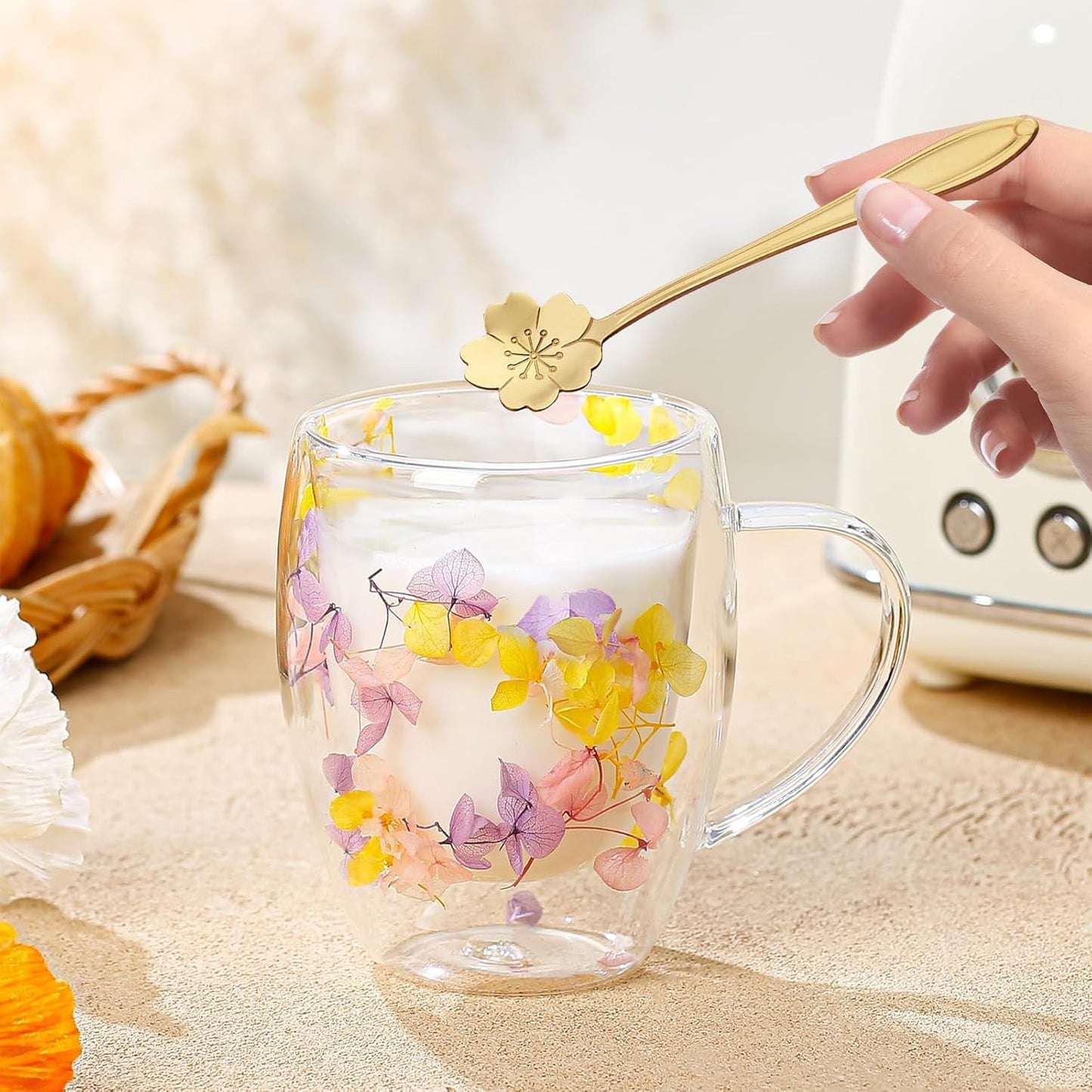 Gifts for Women Dried Flowers Double Wall Glass Coffee Mugs Cute Glass Tea Cups with Handles Christmas Birthday Gifts for Best Friend Teacher Mum Gifts New Home Gift Ideas Autumn Mug Home Decor