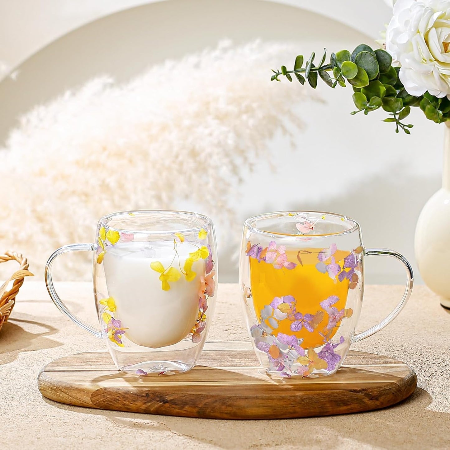 Gifts for Women Dried Flowers Double Wall Glass Coffee Mugs Cute Glass Tea Cups with Handles Christmas Birthday Gifts for Best Friend Teacher Mum Gifts New Home Gift Ideas Autumn Mug Home Decor