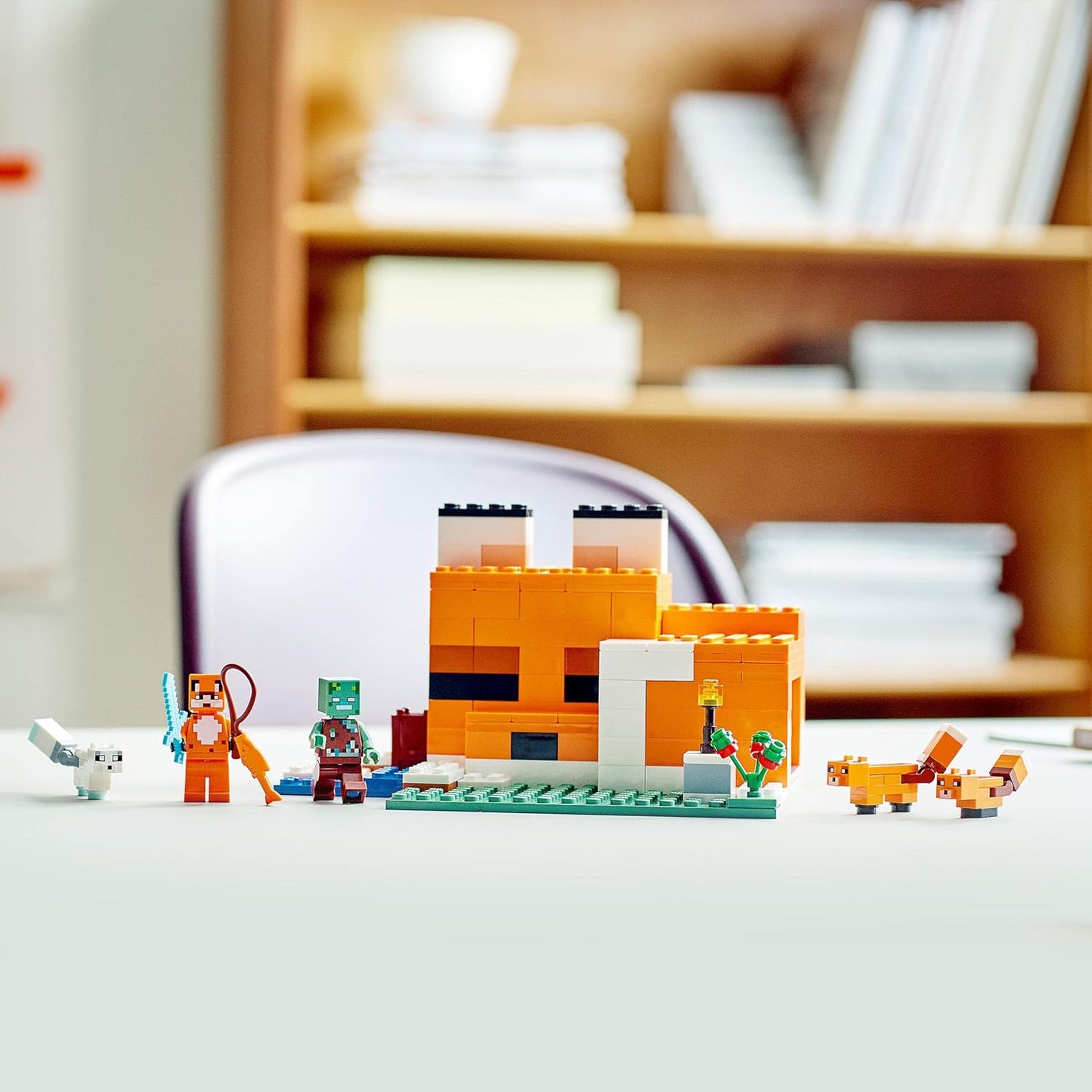 21178 Minecraft the Fox Lodge House, Animal Toys, Birthday Gifts for Kids, Boys and Girls Age 8 plus Years Old, with Drowned Zombie Figure