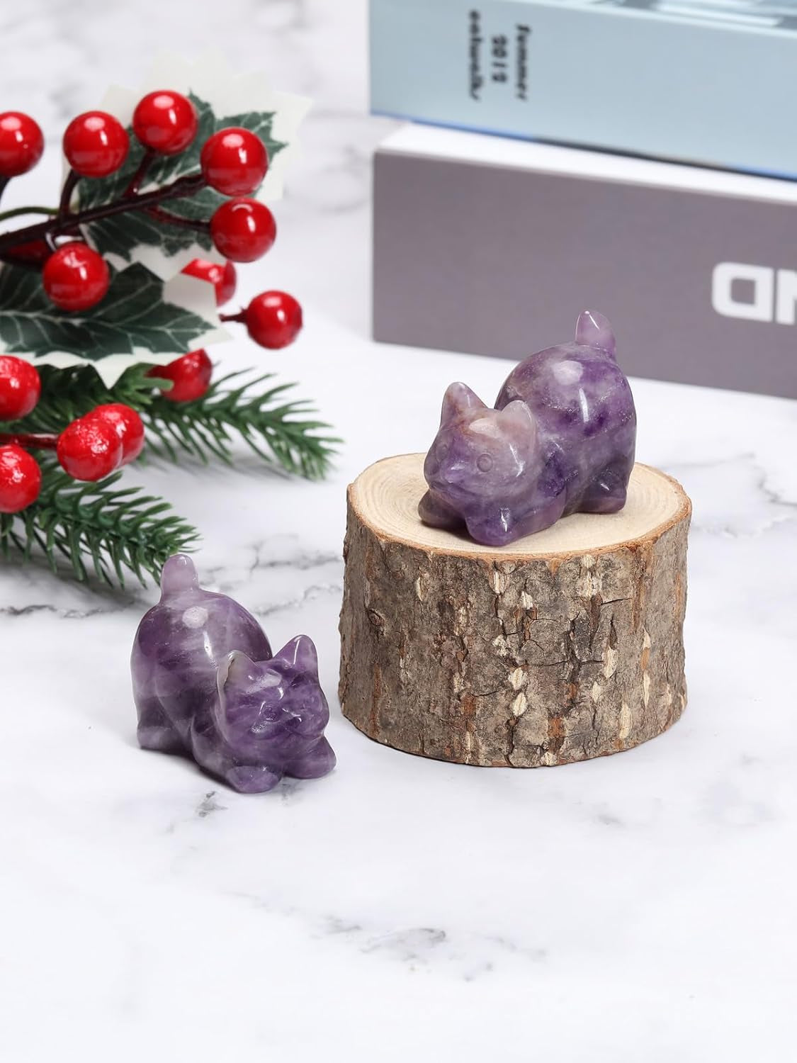 Amethyst Crystal Cat Figurine Carved Healing Crystals Gemstones Cat Animal Statue Cute Cat Ornament for Home Desk Decor Good Luck Cat Gifts for Women Men Christmas 1.6”