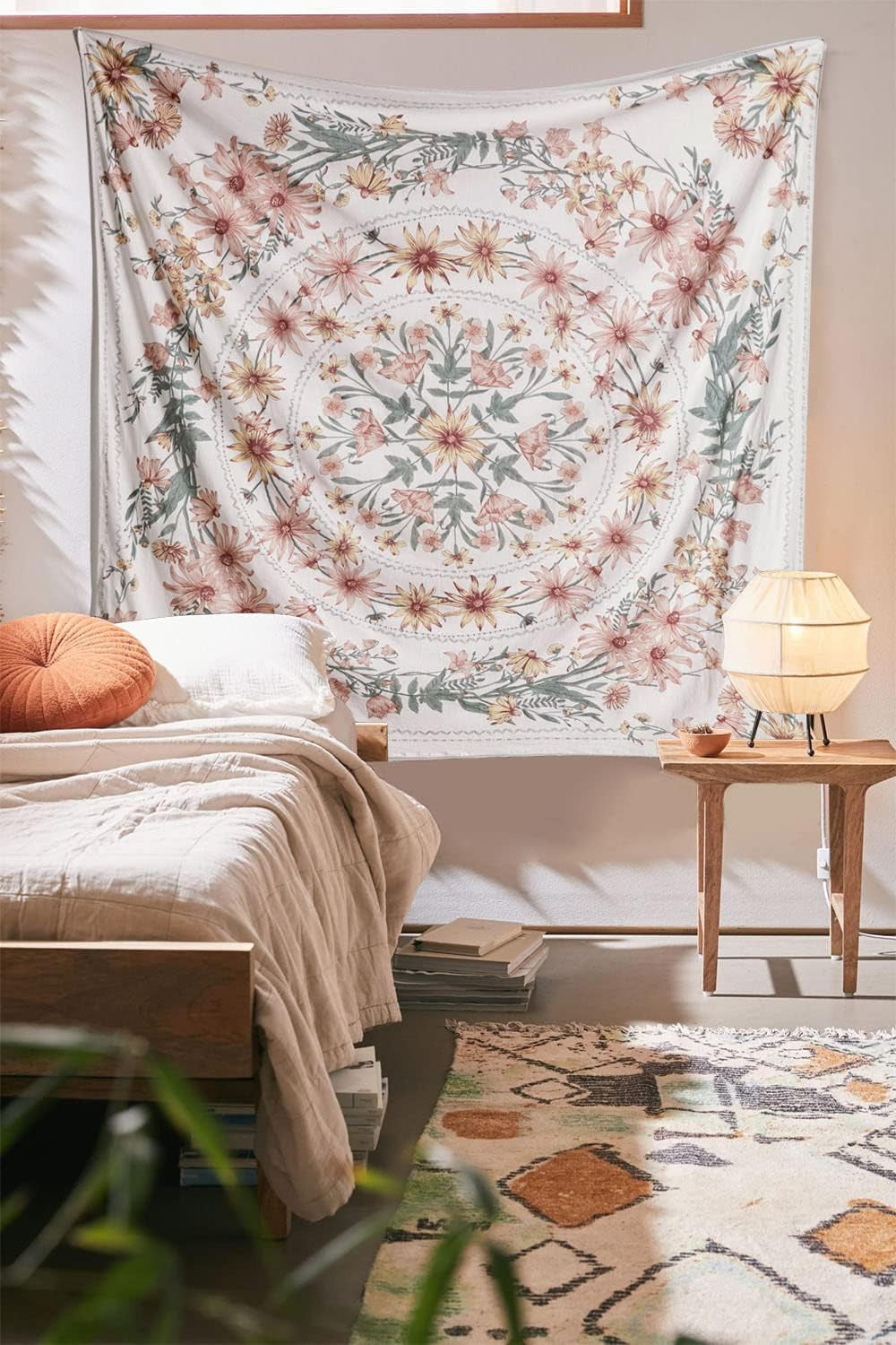 Beige Bohemian Tapestry Wall Hanging, Mandala Flower Medallion Hippie Tapestry with White Aesthetic Wreath Design, Psychedelic Hippie Wall Decoration Ceiling for Bedroom Dorm 150 X 170 Cm
