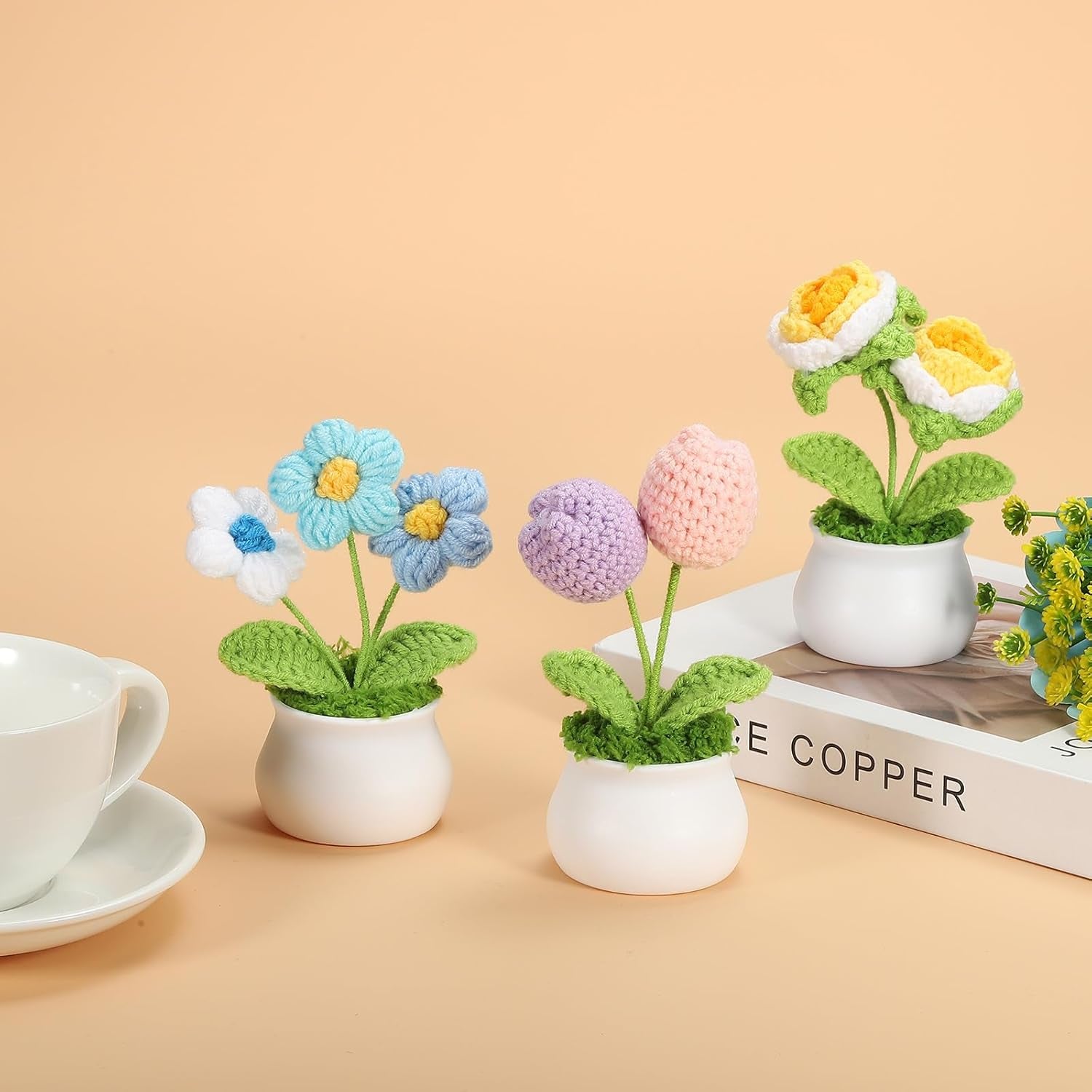 Crochet Flowers Potted, Handmade Knitted Mini Potted Plants Puff Knitting Artificial Flowers for Valentine'S Gifts Home Office Tables Decoration, Gradient Pink