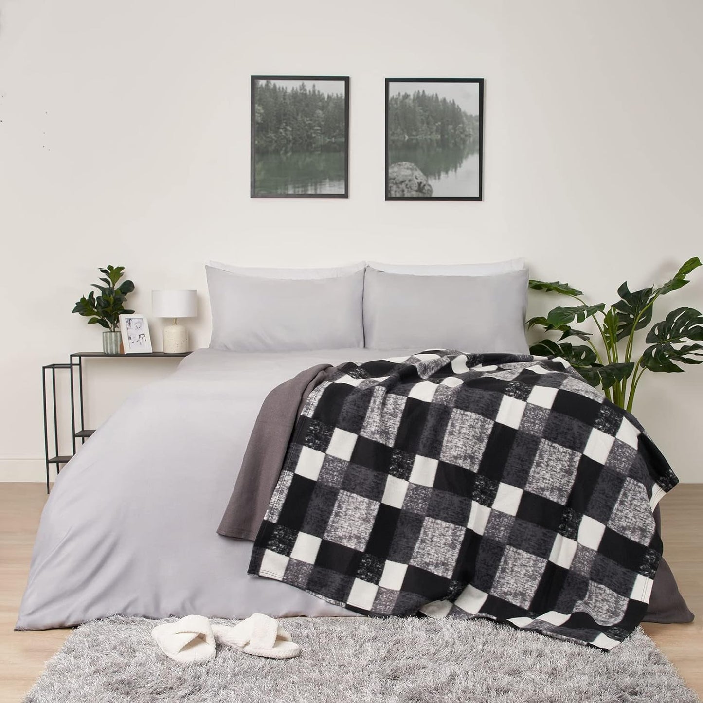 Winter Check Fleece Blanket Super Soft Warm Cosy Sofa Bed Picnic Garden Throw Over, Plaid Tartan Black - 120 X 150Cm