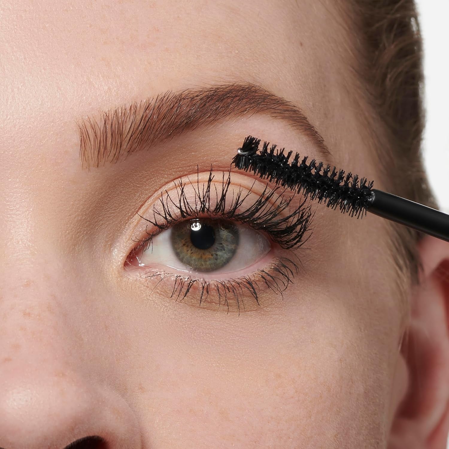 Revolution Beauty London 5D Lash Mascara, Add Volume, Impact and Length, Black, 8G