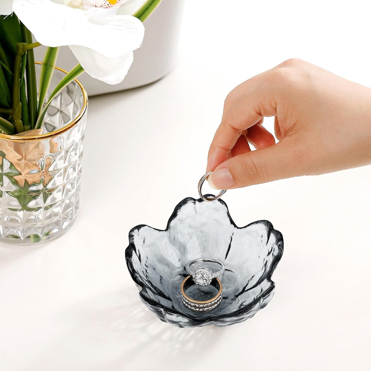 Gifts for Women Trinket Dish Unique Birthday New Home Gifts for Women Her Jewellery Tray Cute Room Decor Aesthetic Bedroom Accessories Ring Dish Holders Small Friendship Christmas House Warming Gifts