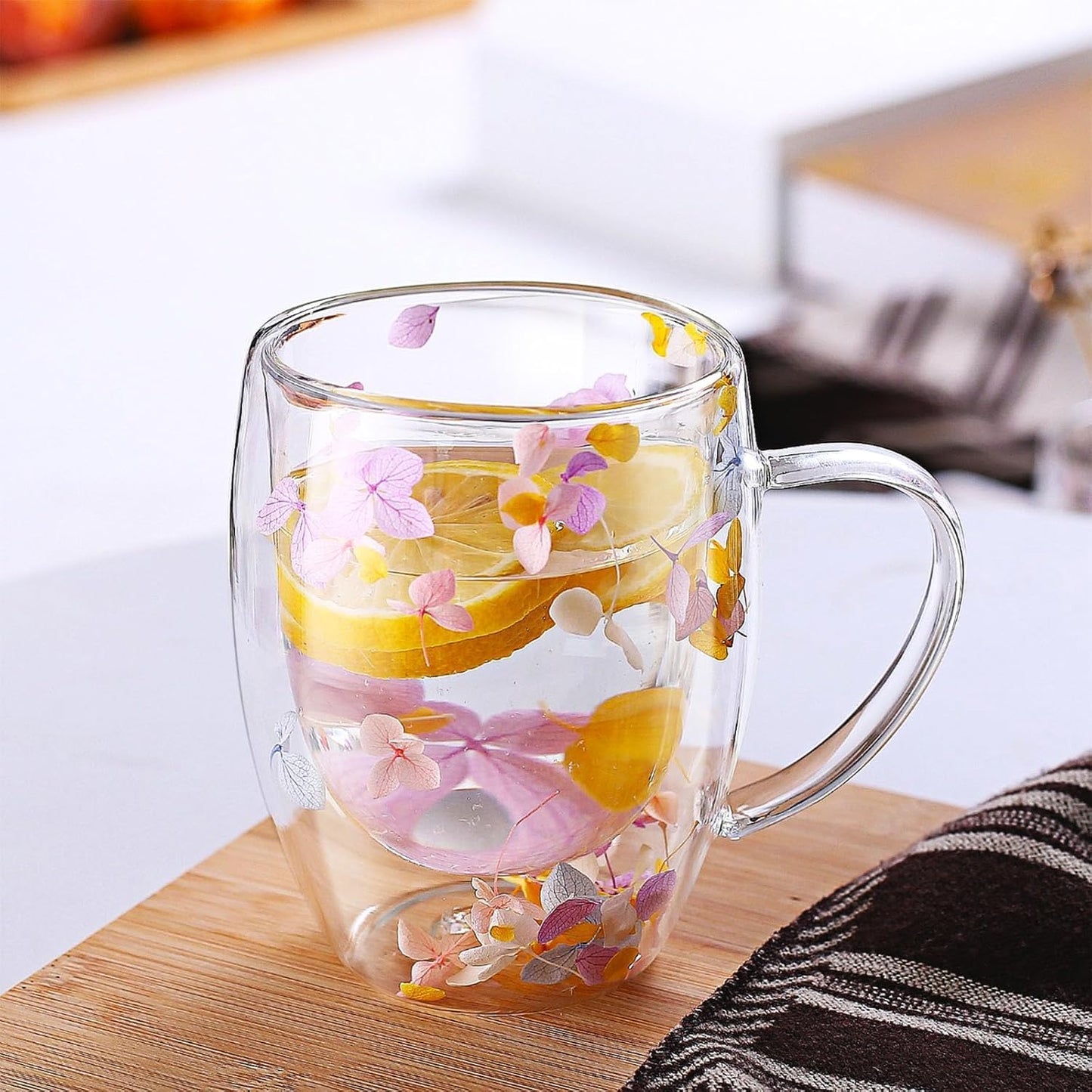 Gifts for Women Dried Flowers Double Wall Glass Coffee Mugs Cute Glass Tea Cups with Handles Christmas Birthday Gifts for Best Friend Teacher Mum Gifts New Home Gift Ideas Autumn Mug Home Decor