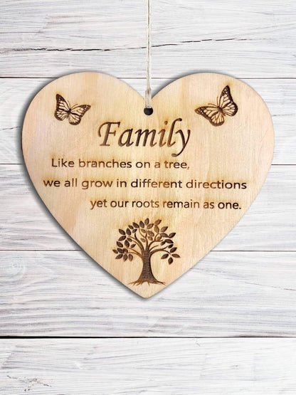 Family Plaque Wooden Hanging Heart Gift for Family Members Heart Wooden Sign Friendship Robin Memory Quote FBA