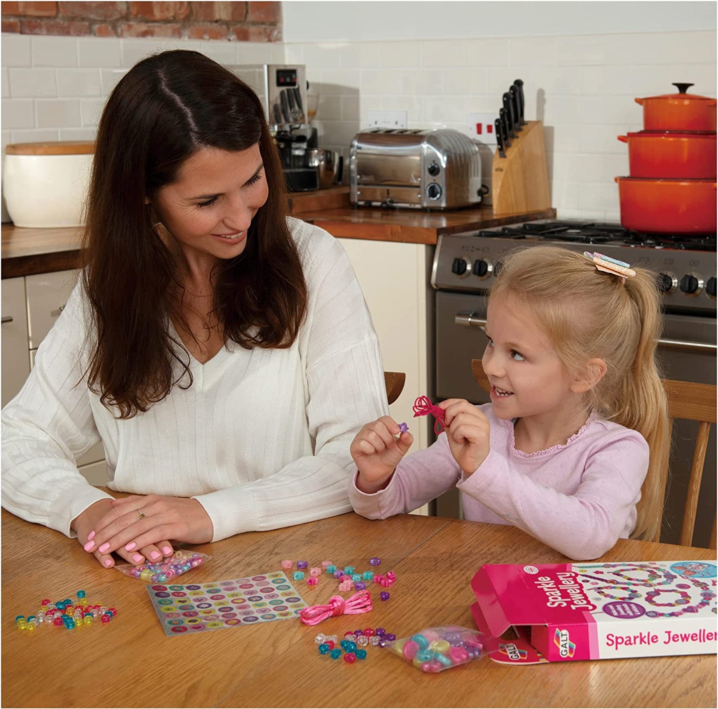 Sparkle Jewellery - Childrens Necklace and Bracelet Making, Craft Kit for Kids - Fun Activity Pack with Colourful Beads and Stickers, Encourages Creativity and Motor Skills - Ages 5 Years Plus