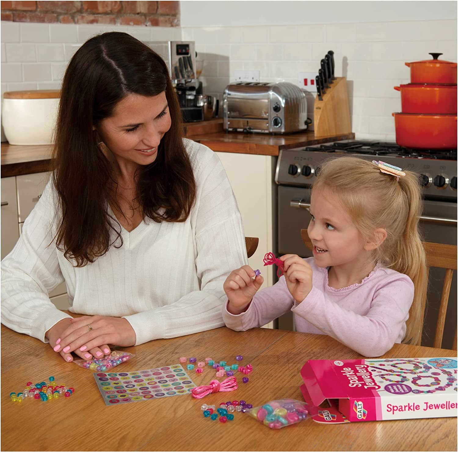 Sparkle Jewellery - Childrens Necklace and Bracelet Making, Craft Kit for Kids - Fun Activity Pack with Colourful Beads and Stickers, Encourages Creativity and Motor Skills - Ages 5 Years Plus