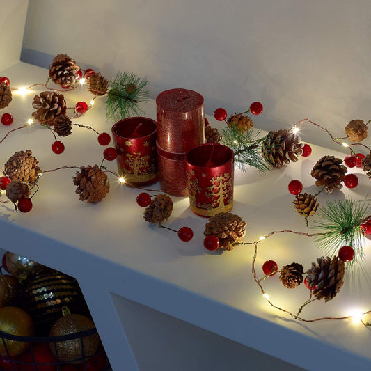 Christmas Garland - 2M Pre-Lit Decoration with 20 Leds for Fireplace, Indoor, and Stairs